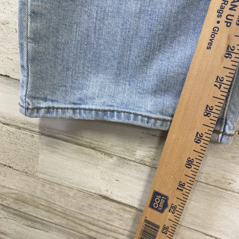Cremieux Premium Jeans Men 40x30 Blue Denim Light Wash Straight Leg Comfort